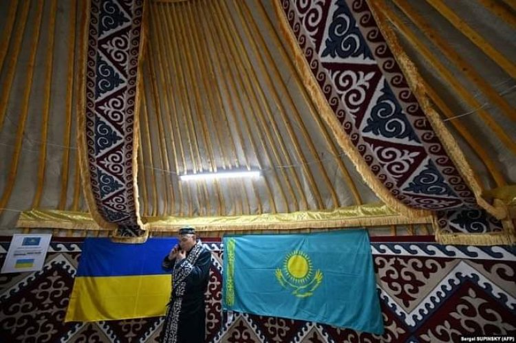 Ukrayna halkına destek olmak için Kazakistan Büyükelçiliği tarafından organize edildi