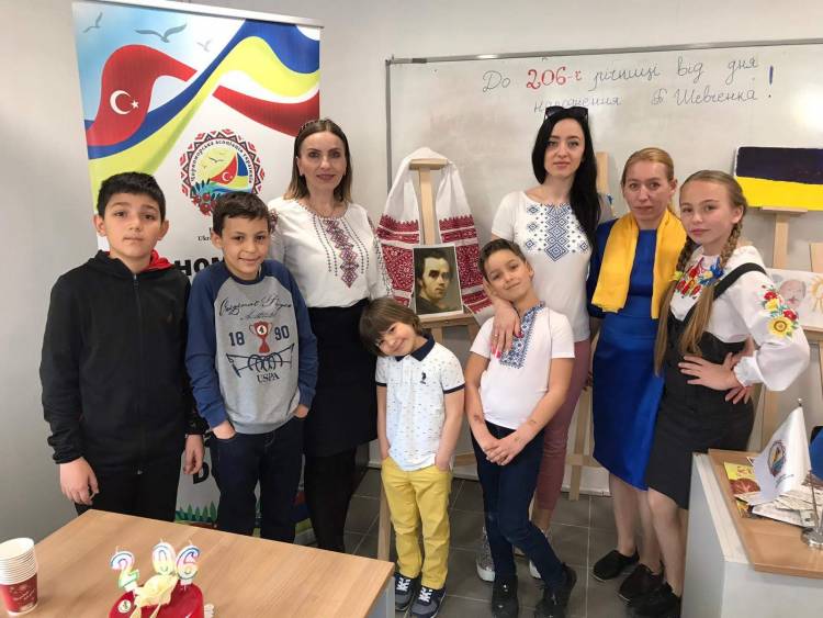 Українська школа в Самсуні запрошує дітей на навчання